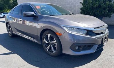 2017 Honda Civic Touring