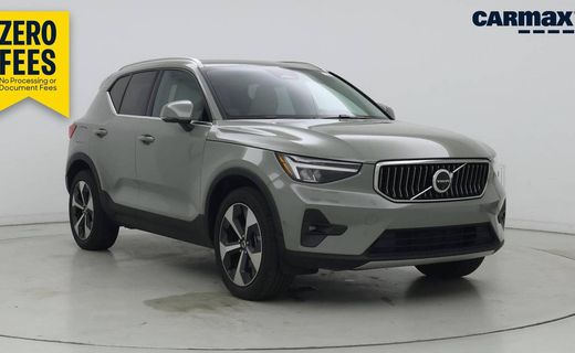 2024 Volvo XC40 Plus Bright