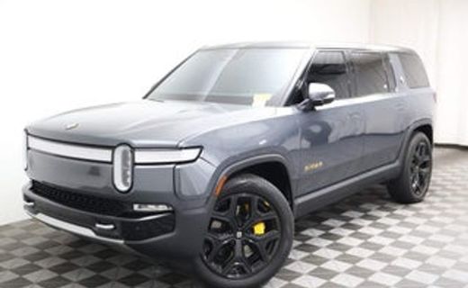 2023 Rivian R1S Adventure