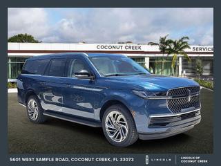 2027 Lincoln Navigator L Premier