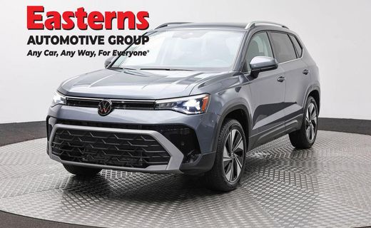 2025 Volkswagen Taos 4MOTION SE
