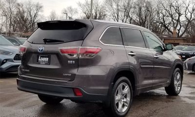 2016 Toyota Highlander Base Hybrid