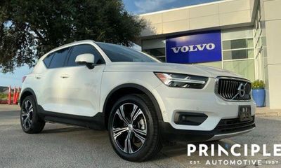 2019 Volvo XC40 Inscription