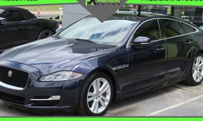 2016 Jaguar XJ R Sport