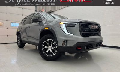 2025 GMC Acadia AT4