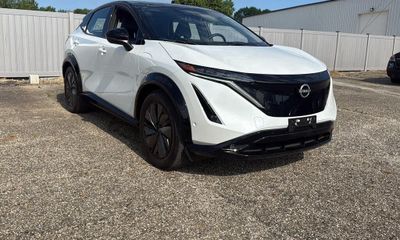 2024 Nissan Ariya Hatchback Plat
