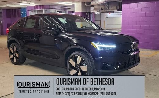 2023 Volvo C40 Ultimate Dark