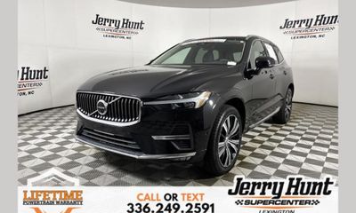 2023 Volvo XC60 Plus Bright