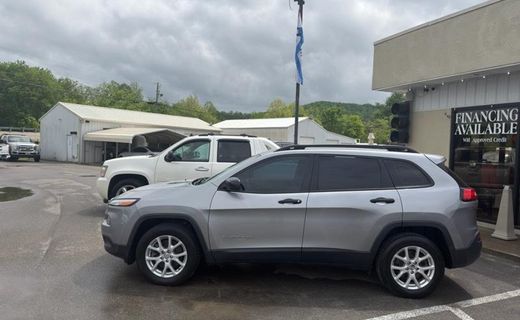 2015 Jeep Cherokee Sport