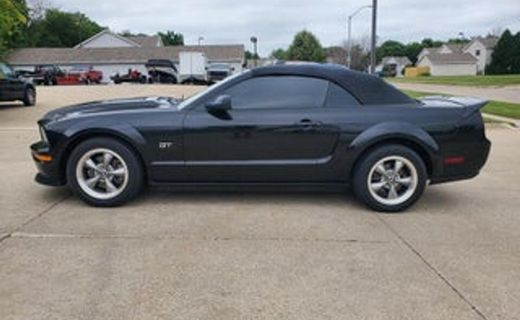2005 Ford Mustang GT