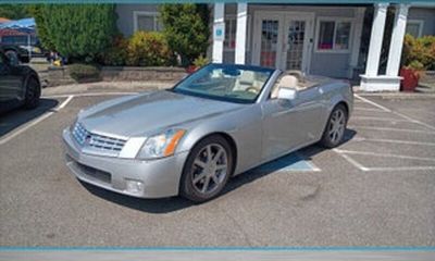 2005 Cadillac XLR