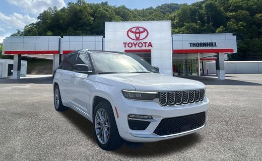 2022 Jeep Grand Cherokee Summit