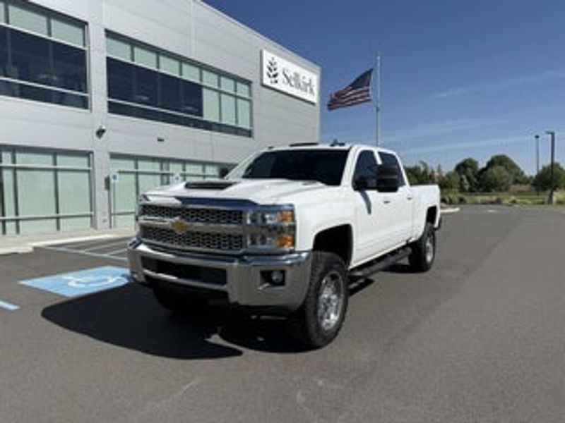 2019 Chevrolet Silverado Hd — a typically priced live listing