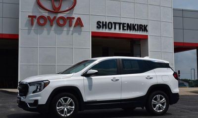 2024 GMC Terrain SLE