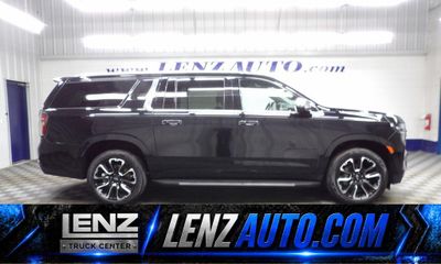 2024 Chevrolet Suburban Premier