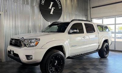 2013 Toyota Tacoma Delux