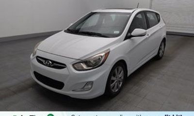 2013 Hyundai Accent GLS Premium SE