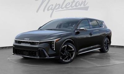 2026 Kia K4 GT Line