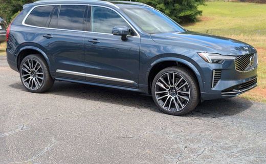 2026 Volvo XC90 Plus Bright
