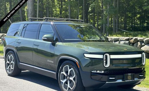 2024 Rivian R1S Adventure