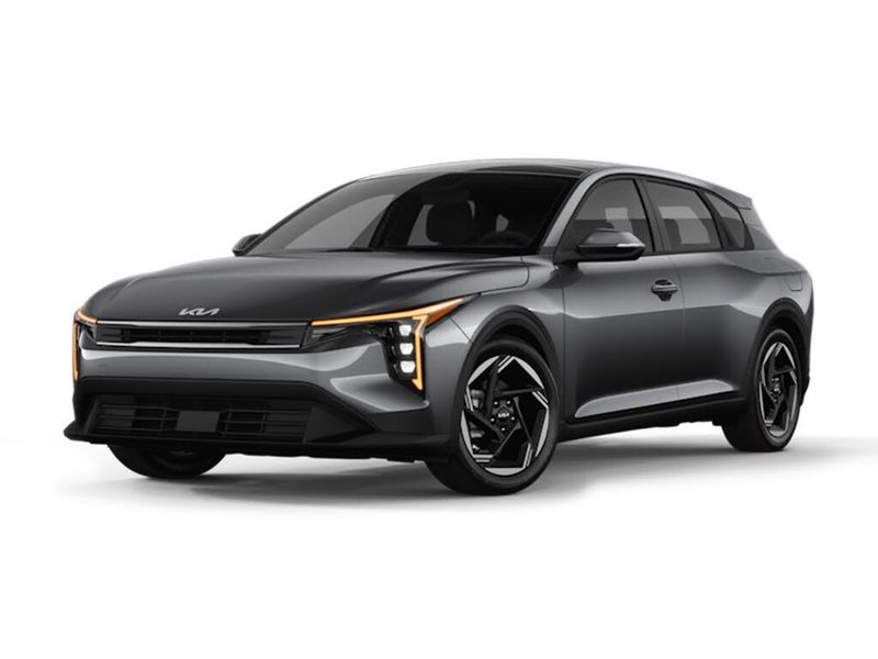 Representative 2026 Kia K4 Hatchback photo