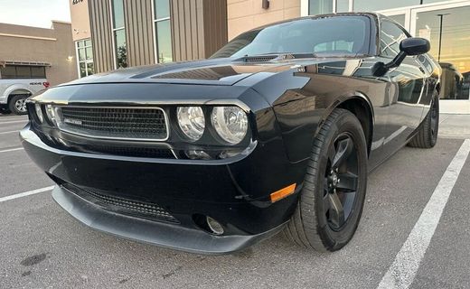 2013 Dodge Challenger Base