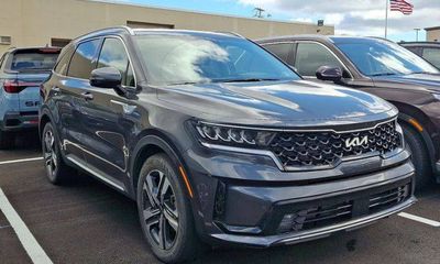 2023 Kia Sorento EX
