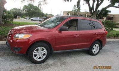 2011 Hyundai Santa FE GL Middle LOW