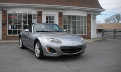 2010 Mazda MX-5 Sport
