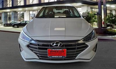 2020 Hyundai Elantra SE