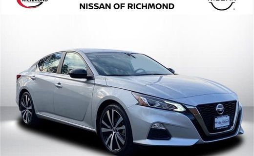 2022 Nissan Altima SR