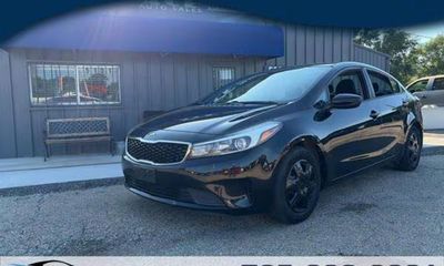 2017 Kia Forte LX Base