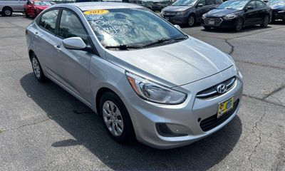 2017 Hyundai Accent SE Base