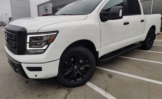 2023 Nissan Titan
