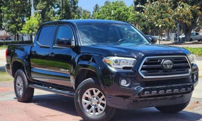 2018 Toyota Tacoma SR SR5