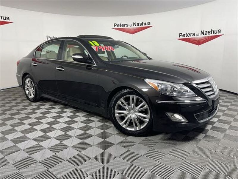 2013 Hyundai Genesis — a typically priced live listing