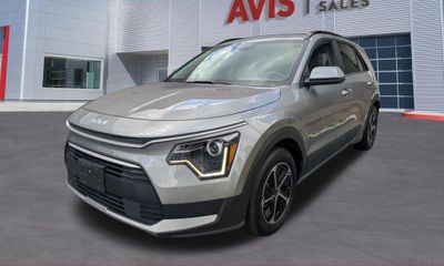 2025 Kia Niro LX