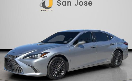 2022 Lexus ES 300H Premium