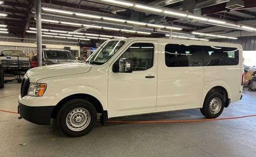2016 Nissan NV 3500 HD SL