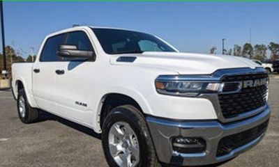 2024 Ram 1500 Laramie