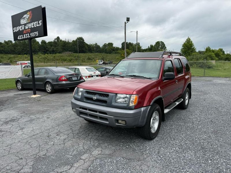 2001 Nissan Xterra — a typically priced live listing