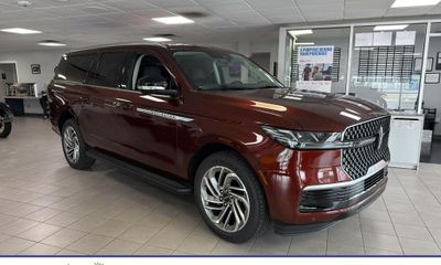 2027 Lincoln Navigator L Premiere