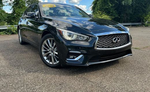 2018 Infiniti Q50 30T Luxe