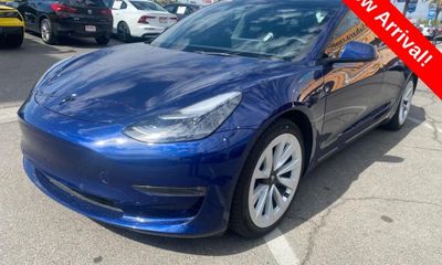 2022 Tesla Model 3 Long Range