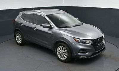 2022 Nissan Rogue Sport SV