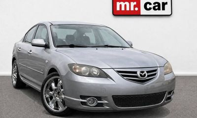 2005 Mazda MAZDA3 S