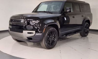 2026 Land Rover Defender 130 S