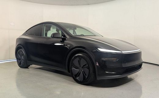2026 Tesla Model Y Long Range