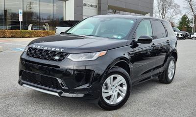 2025 Land Rover Discovery Sport S