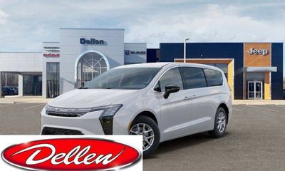 2027 Chrysler Pacifica Select